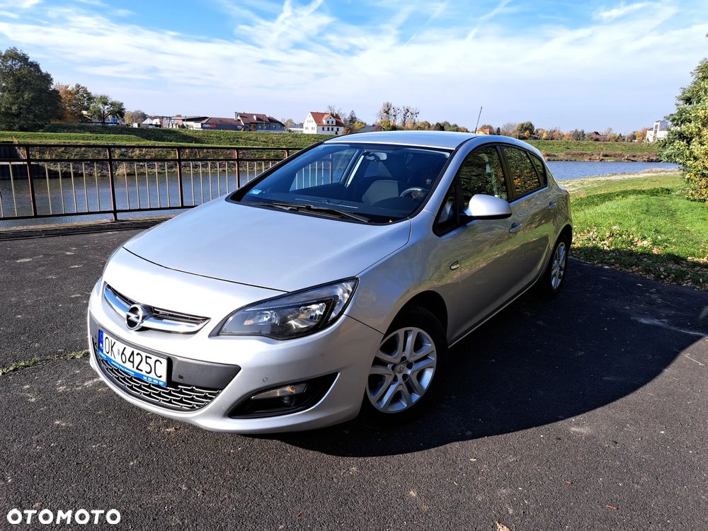 Opel Astra 1.6 Active EU6 - 1