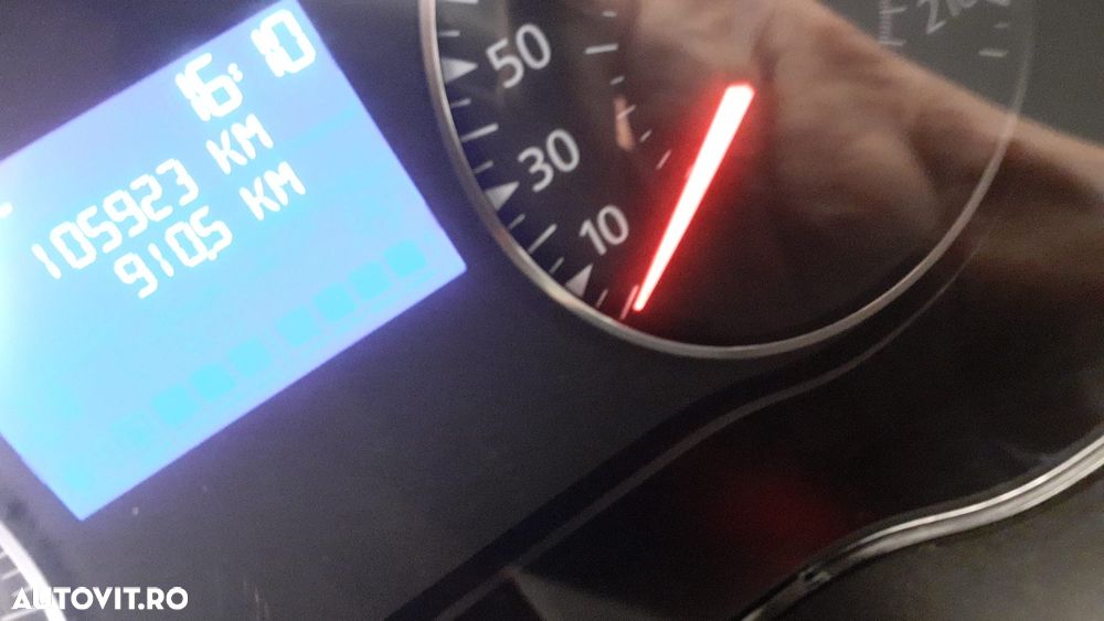 Dacia Duster 1.5 dCi 4WD Comfort - 10