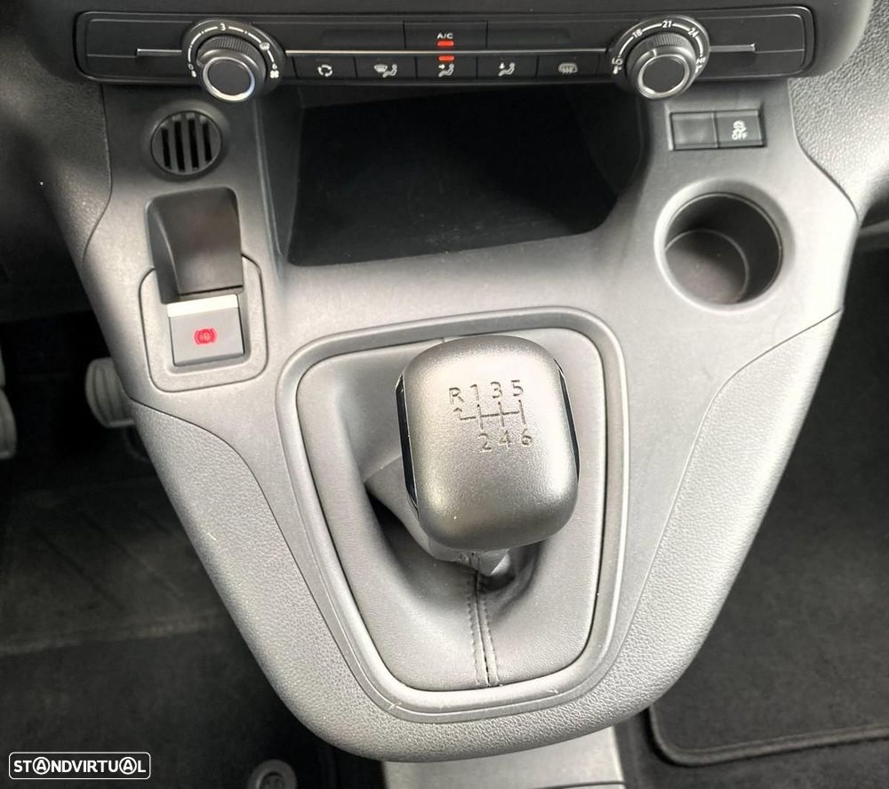 Citroën Berlingo Van 1.5 BlueHdi M 4D 102 HP - 27