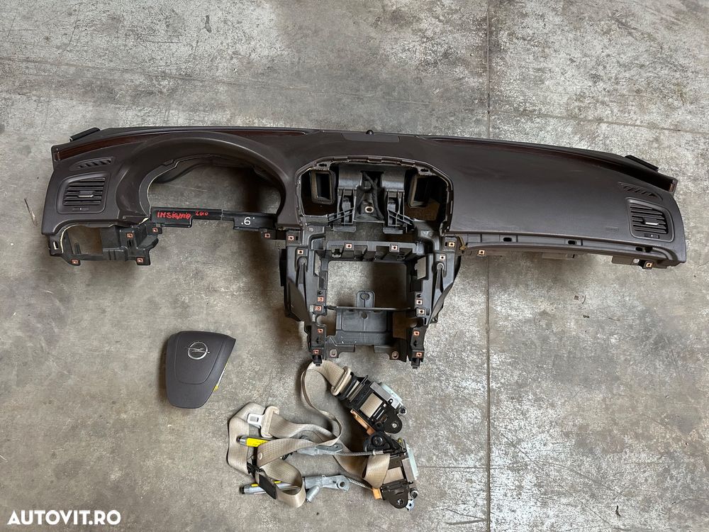 Plansa bord culoare maro si airbaguri OPEL INSIGNIA an 2008-2014 - 1