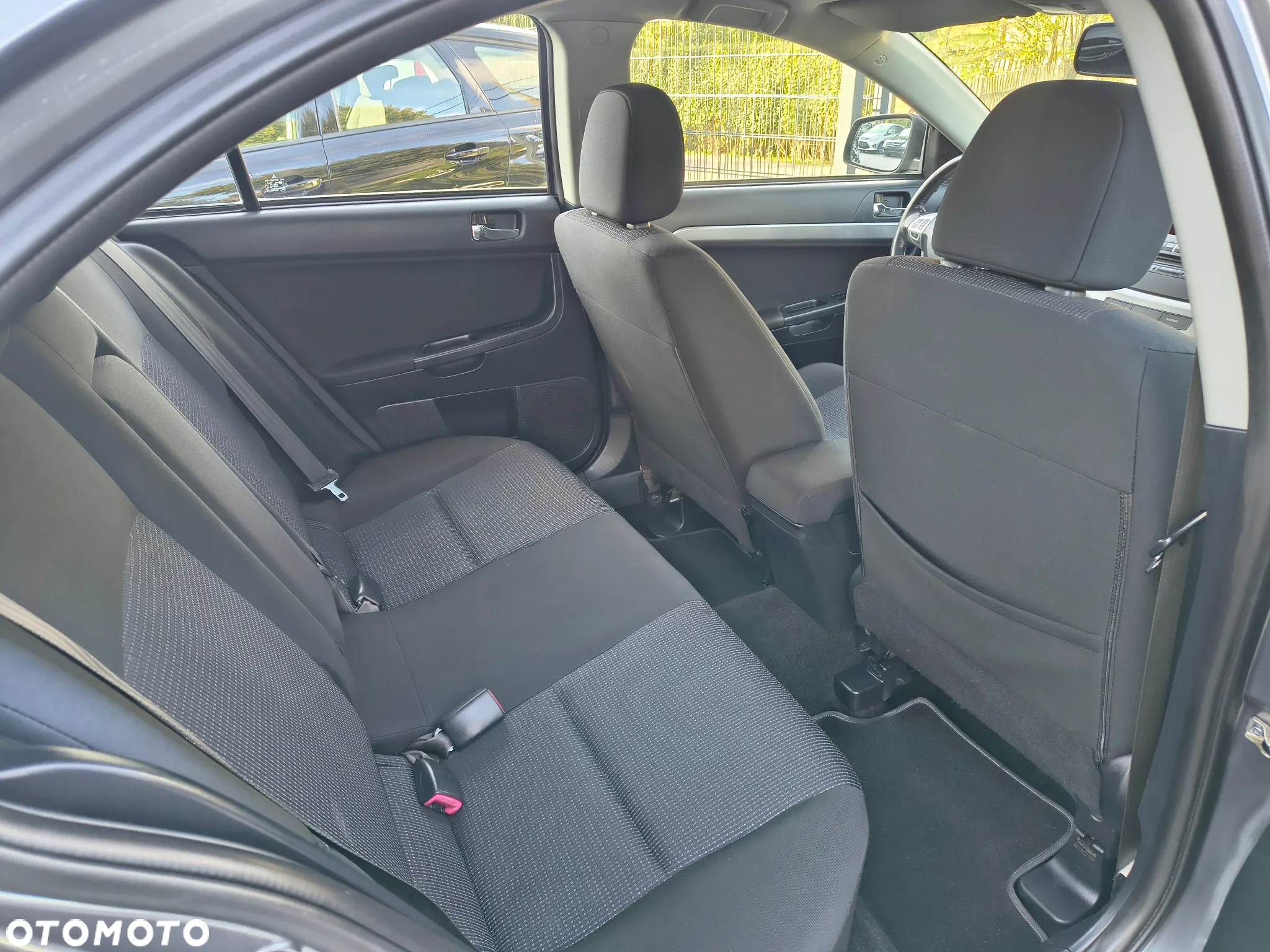 Mitsubishi Lancer 1.8 Inform - 20