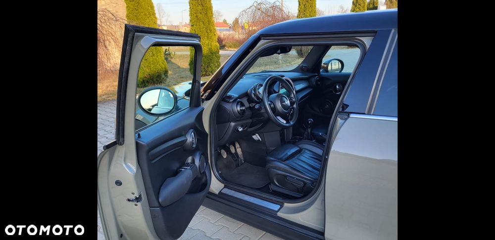 MINI Cooper Standard - 7