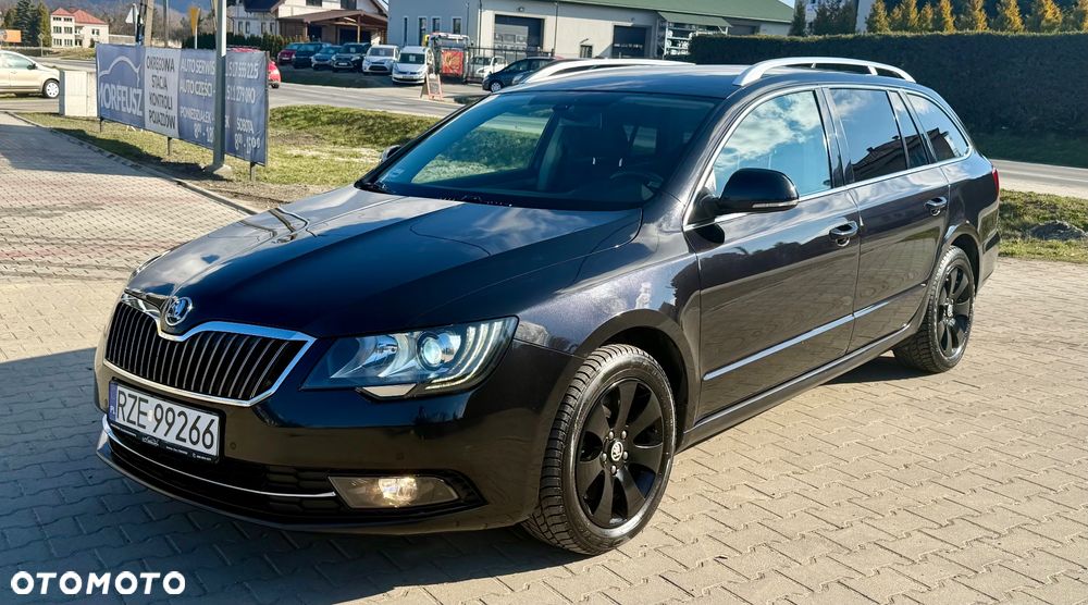 Skoda Superb 2.0 TDI Comfort DSG - 10