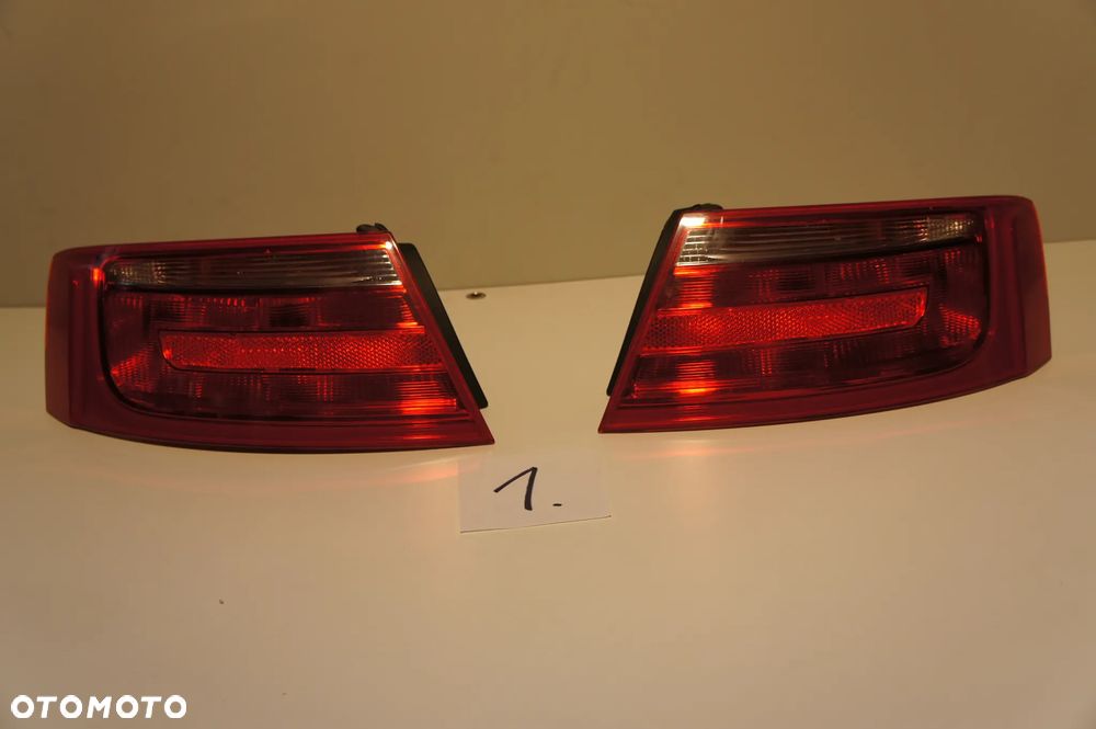 NR 1 Lampy tył lewa + prawa AUDI A5 8T0945093 8T0945094 kompletne - 1