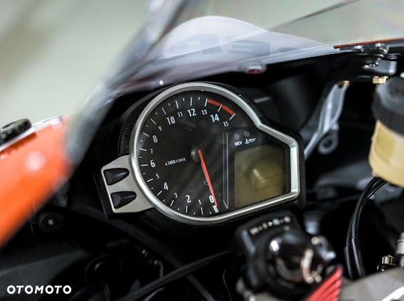 Honda CBR - 8