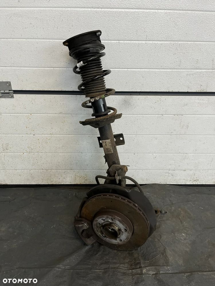 VW Volkswagen Polo 2G McPherson amortyzator sprężyna kopyto lewy przód 2Q0413031BT 5WA412331A - 2