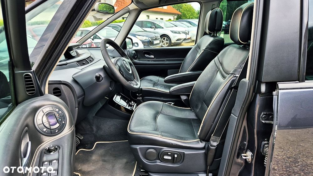 Renault Grand Espace Gr 2.0T Privilege - 27
