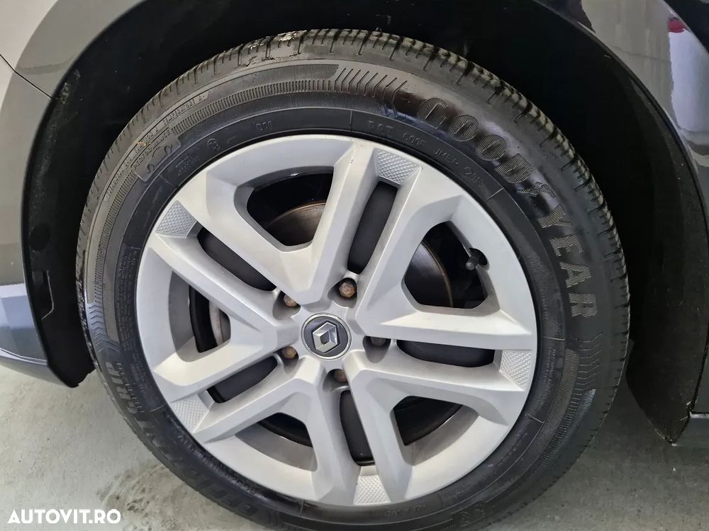 Renault Megane TCe Business - 4