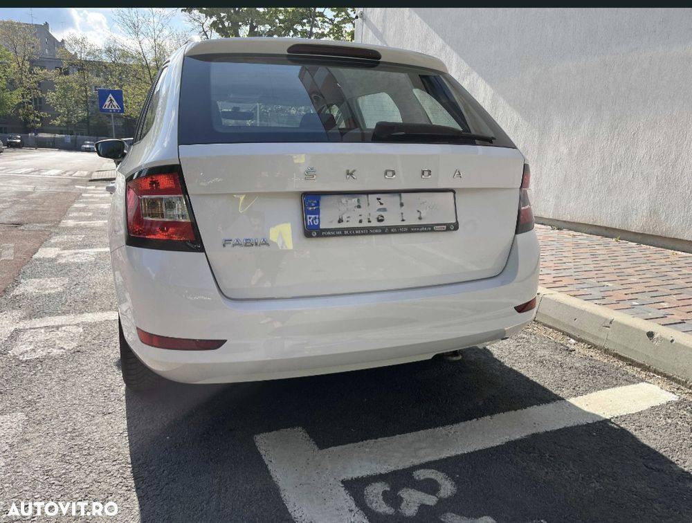 Skoda Fabia 1.0 TSI 95 CP Ambition - 4
