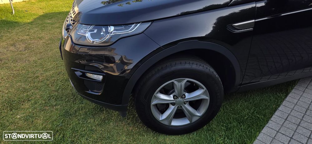 Land Rover Discovery Sport 2.0 TD4 SE 7L Auto - 17