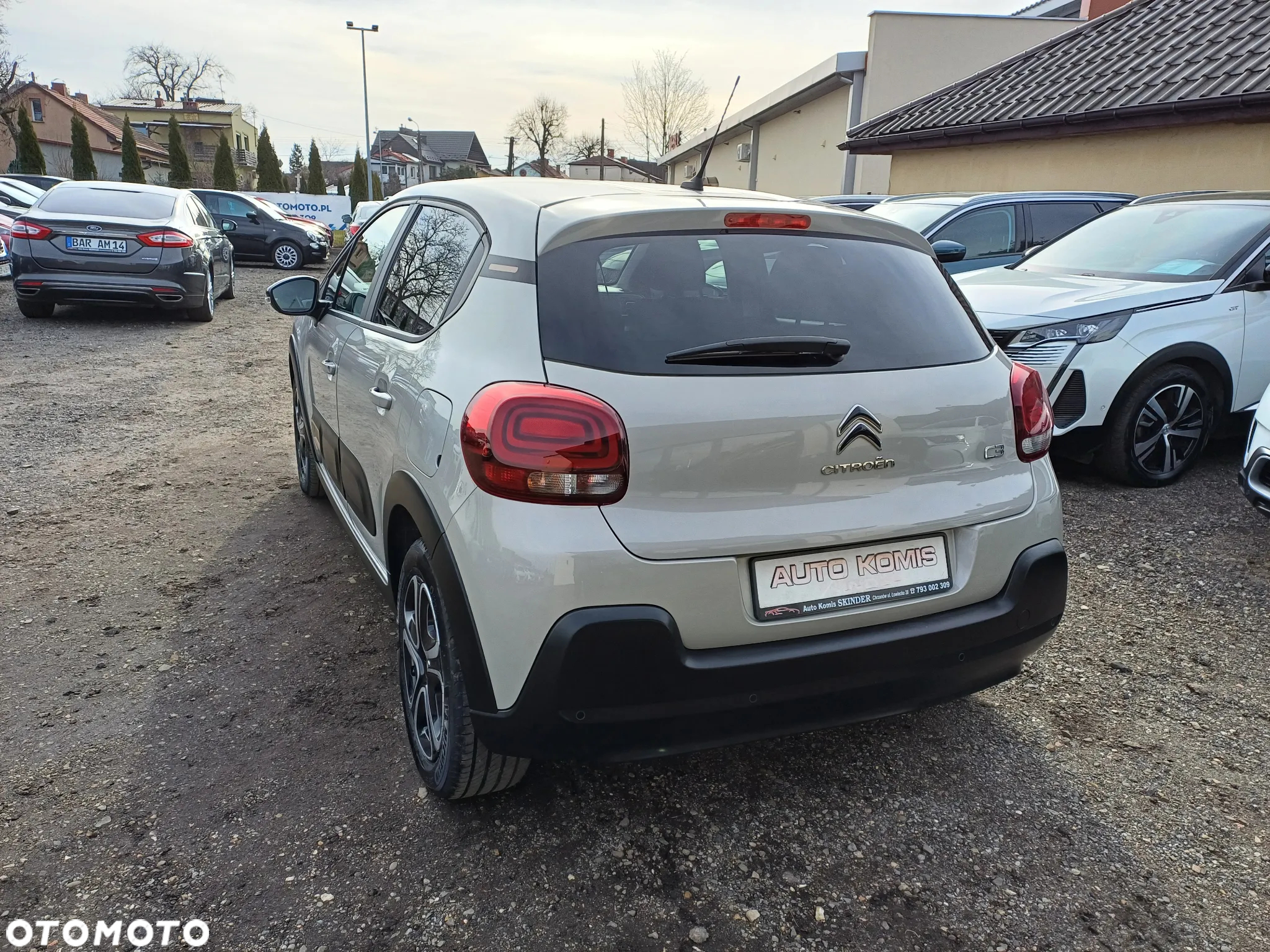 Citroën C3 1.2 PureTech C-Series - 4