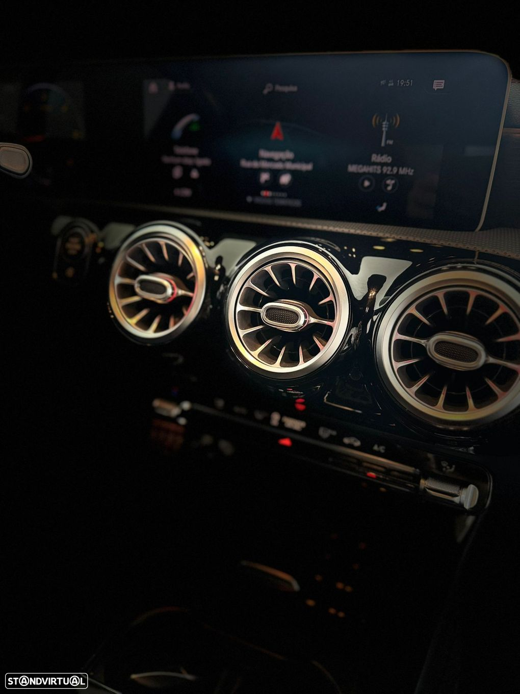 Mercedes-Benz CLA 220 - 11