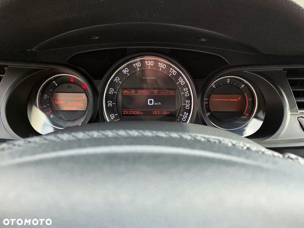 Citroën C5 2.0 HDi Exclusive - 8