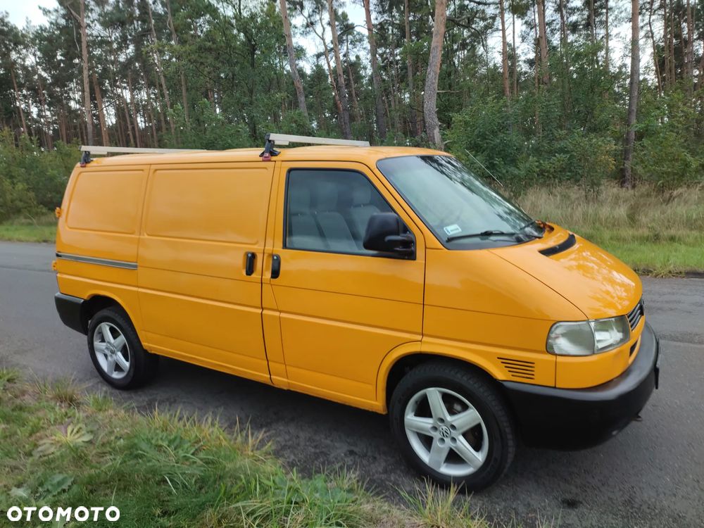Volkswagen Transporter - 2