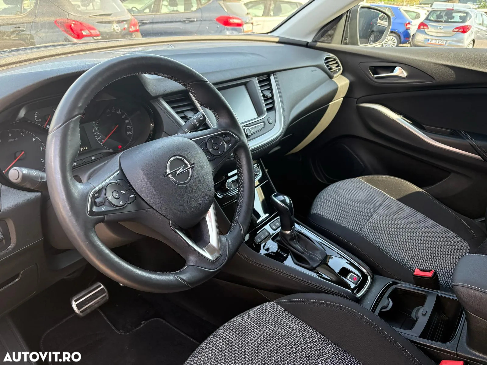 Opel Grandland X 1.2 Turbo START/STOP Aut. Enjoy - 5