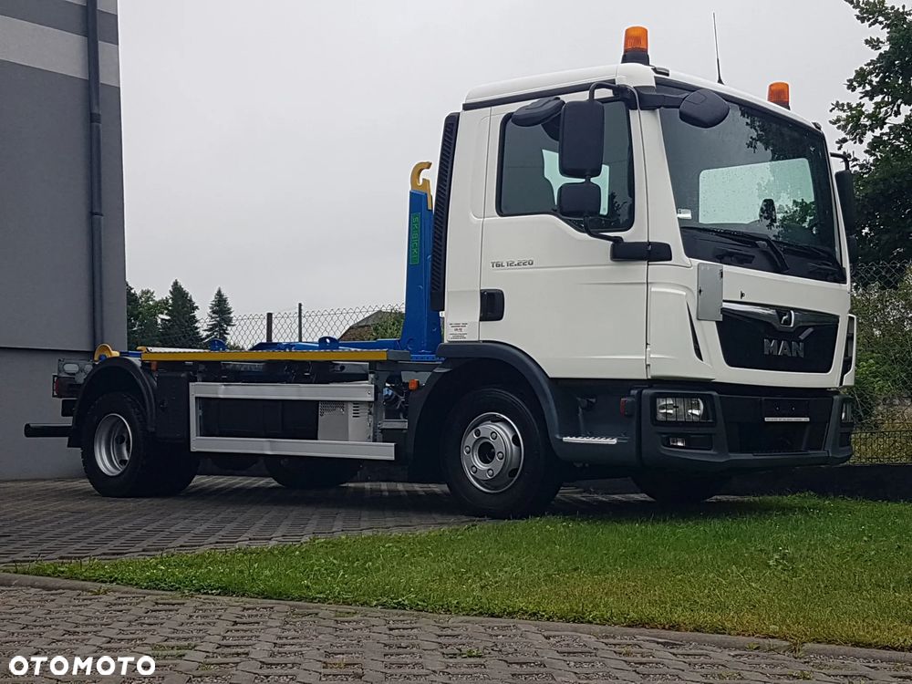 MAN TGL 12.220 HAKOWIEC SKIBICKI 4x2 KLIMA HAKOWIEC DO KONTENERÓW MANUAL 12T POD KONTENERY - 30
