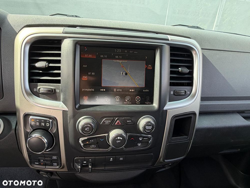 RAM 1500 Crew Cab Laramie - 27