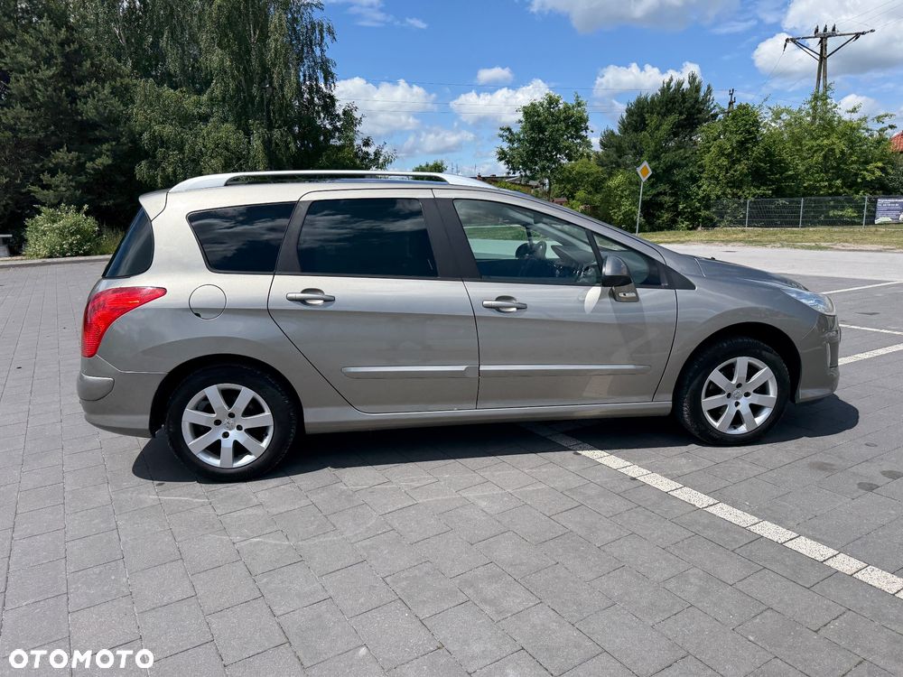 Peugeot 308 HDi FAP 110 (Blue Lion) Premium - 26