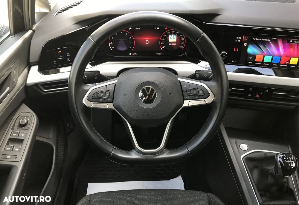 Volkswagen Golf 1.5 TSI ACT Life - 18