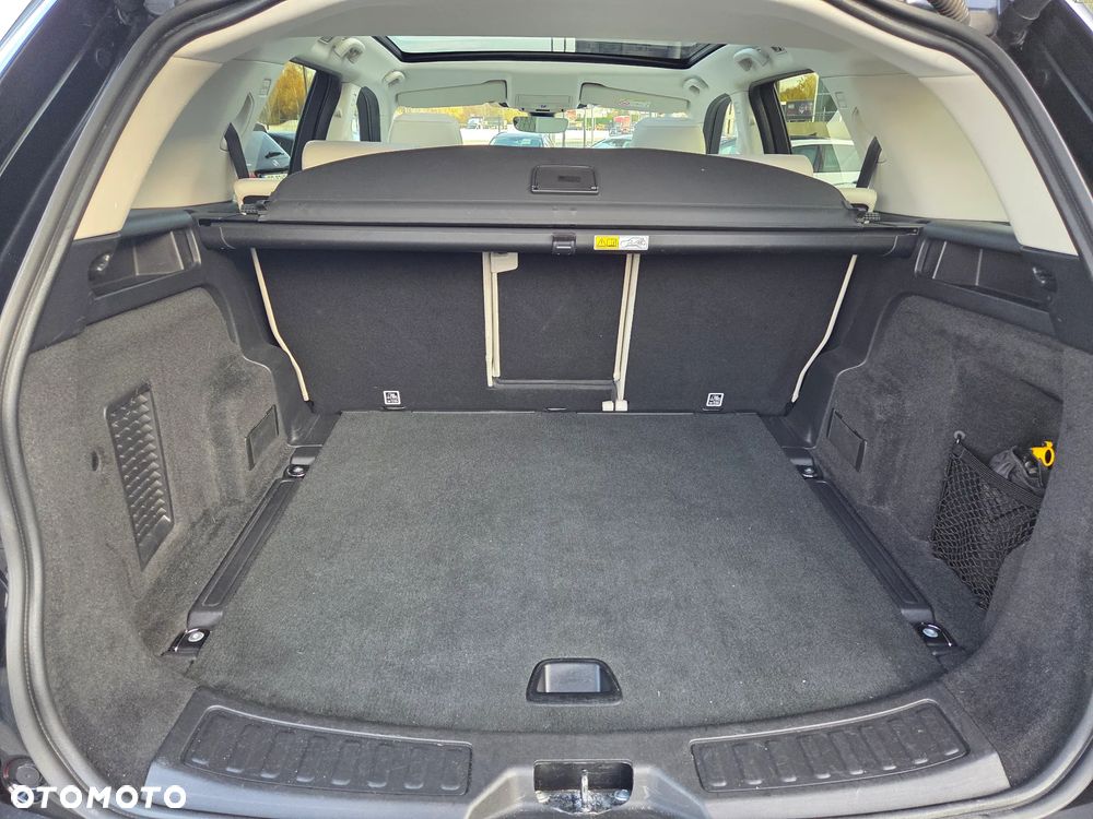 Land Rover Discovery Sport 2.0 P200 mHEV S - 14