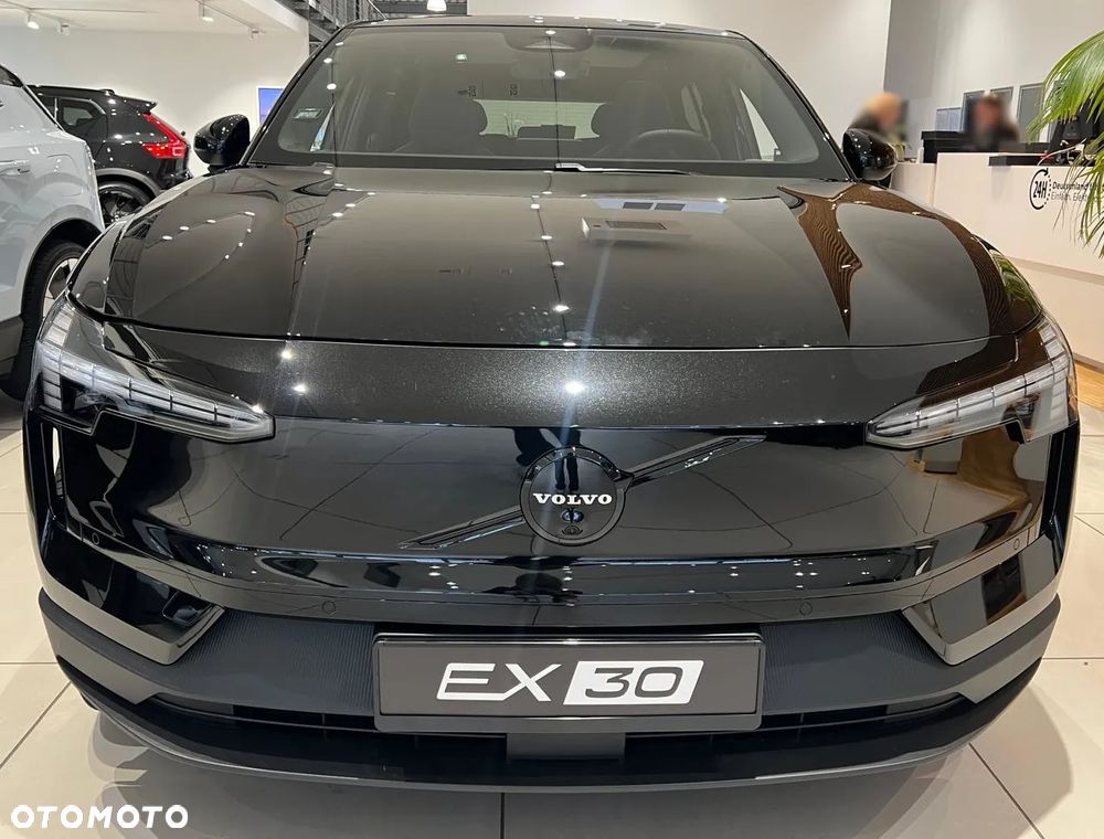 Volvo EX30 69kWh Single Motor Long Range Plus Black Edition - 13
