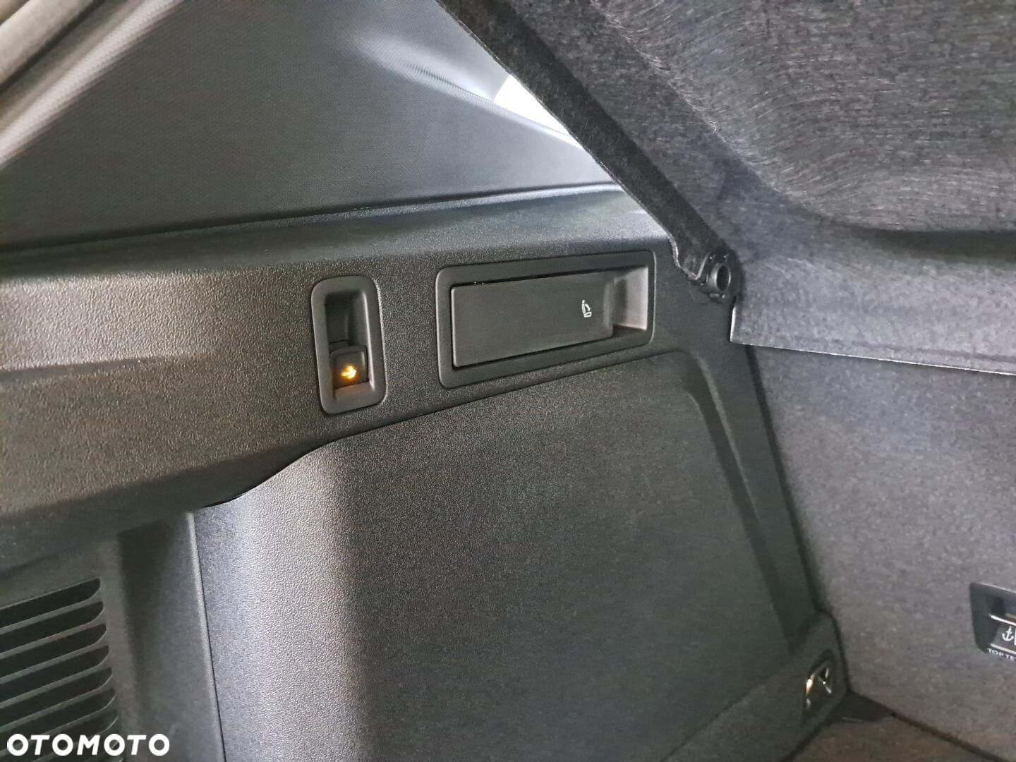 Volkswagen Tiguan - 35