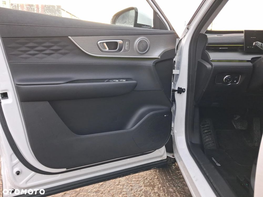 Chery Tiggo 8 1.6 T-GDI Prestige DCT - 10