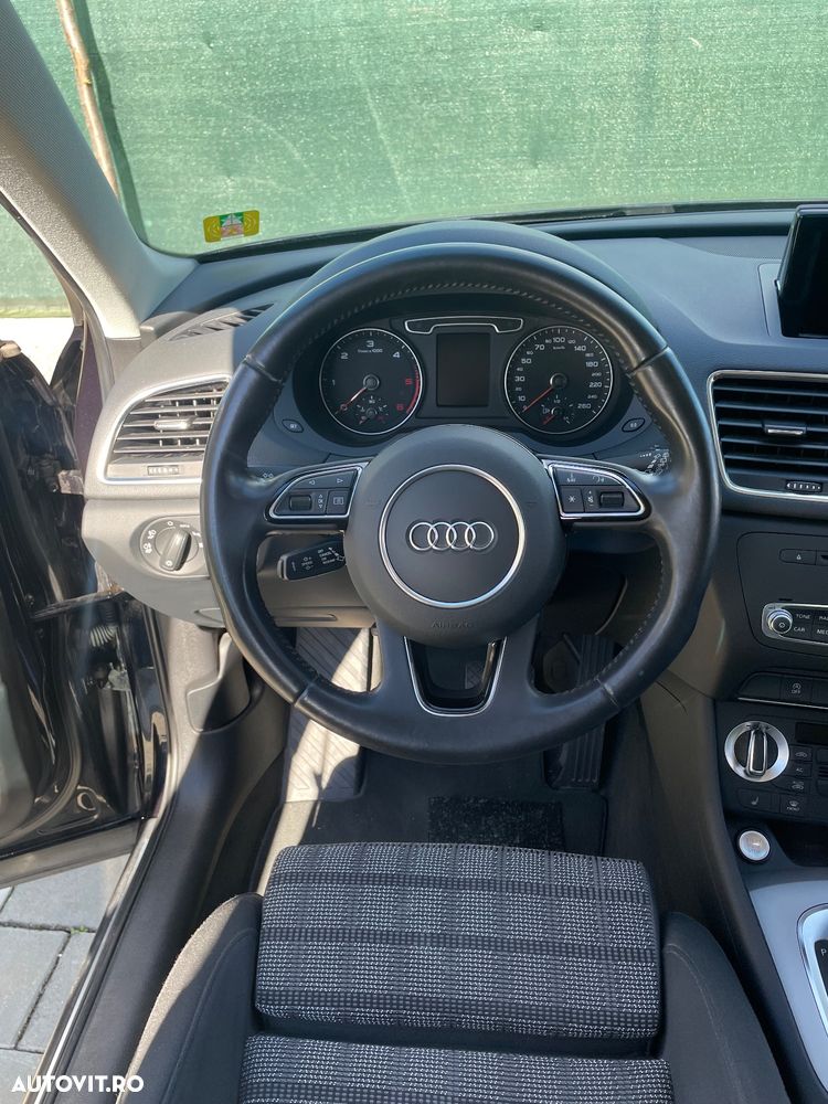 Audi Q3 2.0 TDI Quattro S tronic - 17