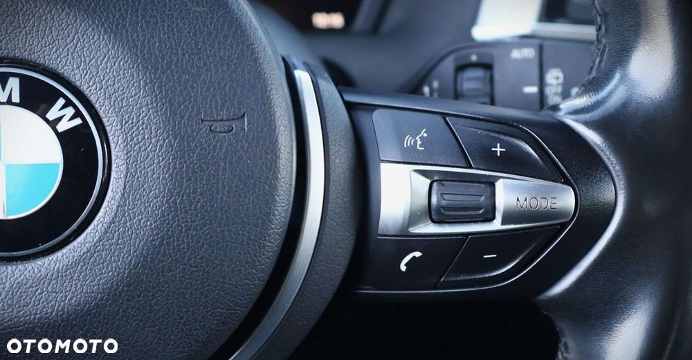 BMW Seria 1 - 25