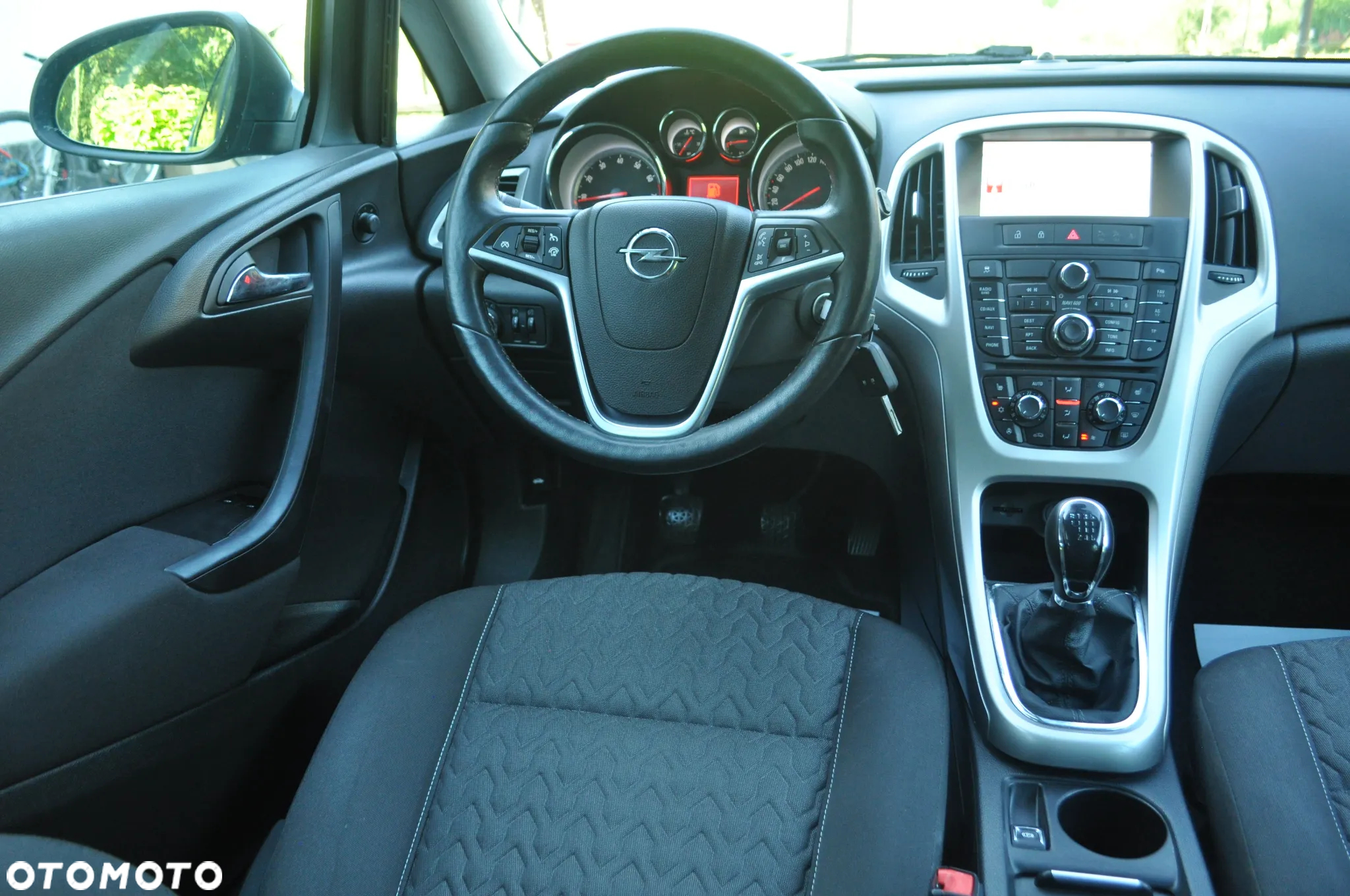 Opel Astra 1.4 Turbo Active - 24