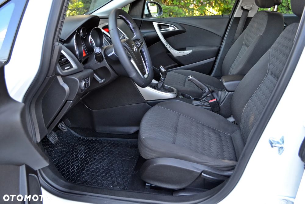 Opel Astra - 18