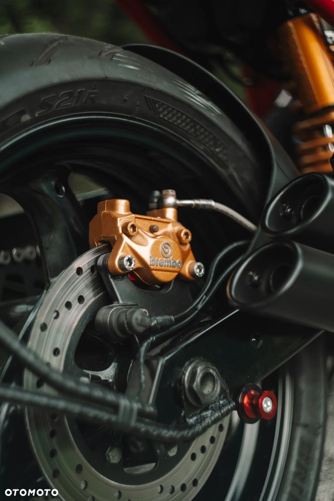Ducati Monster - 13