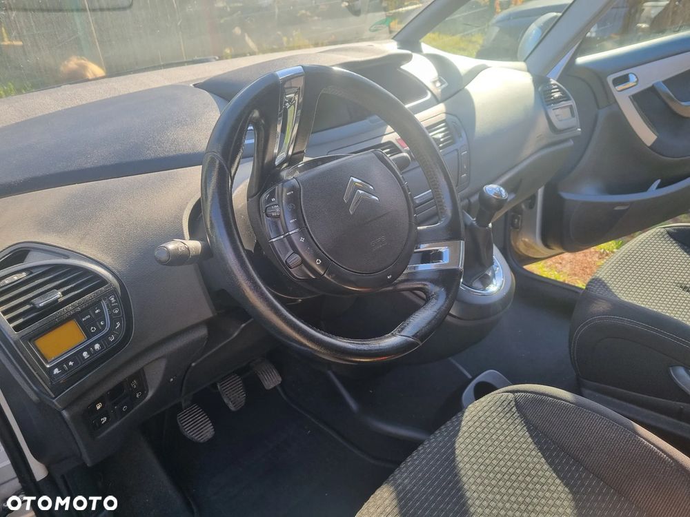 Citroën C4 Picasso - 10