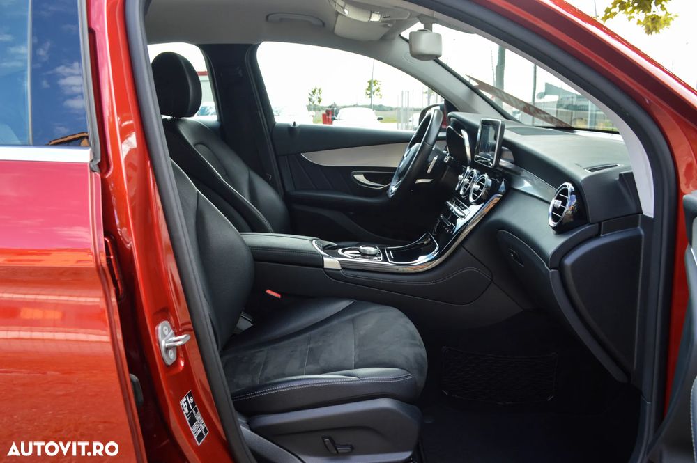 Mercedes-Benz GLC Coupe 220 d 4Matic 9G-TRONIC AMG Line - 33