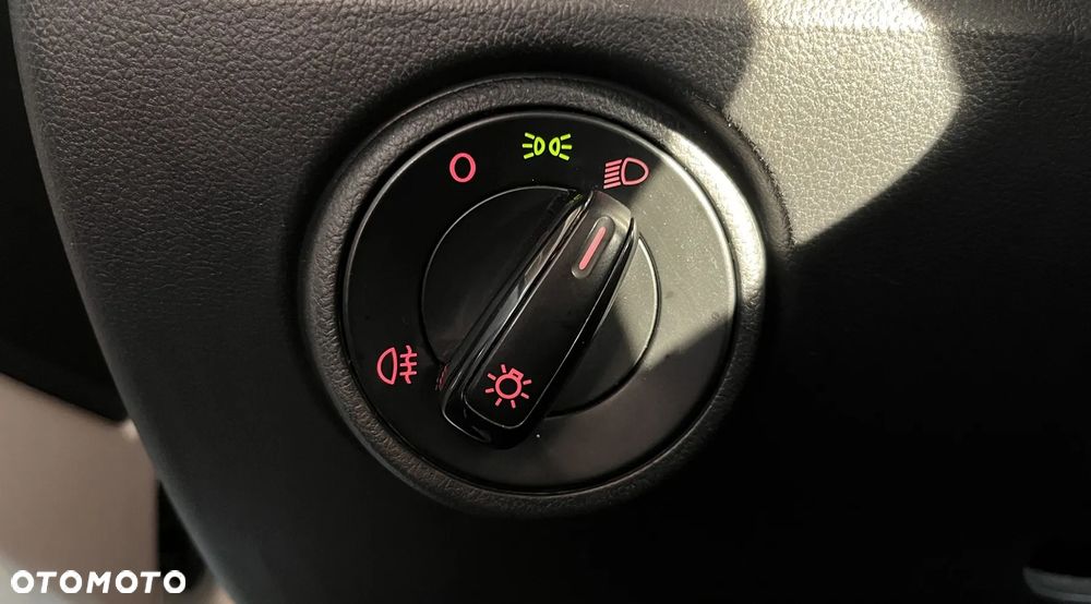 Volkswagen up! 1.0 move CityLine - 16