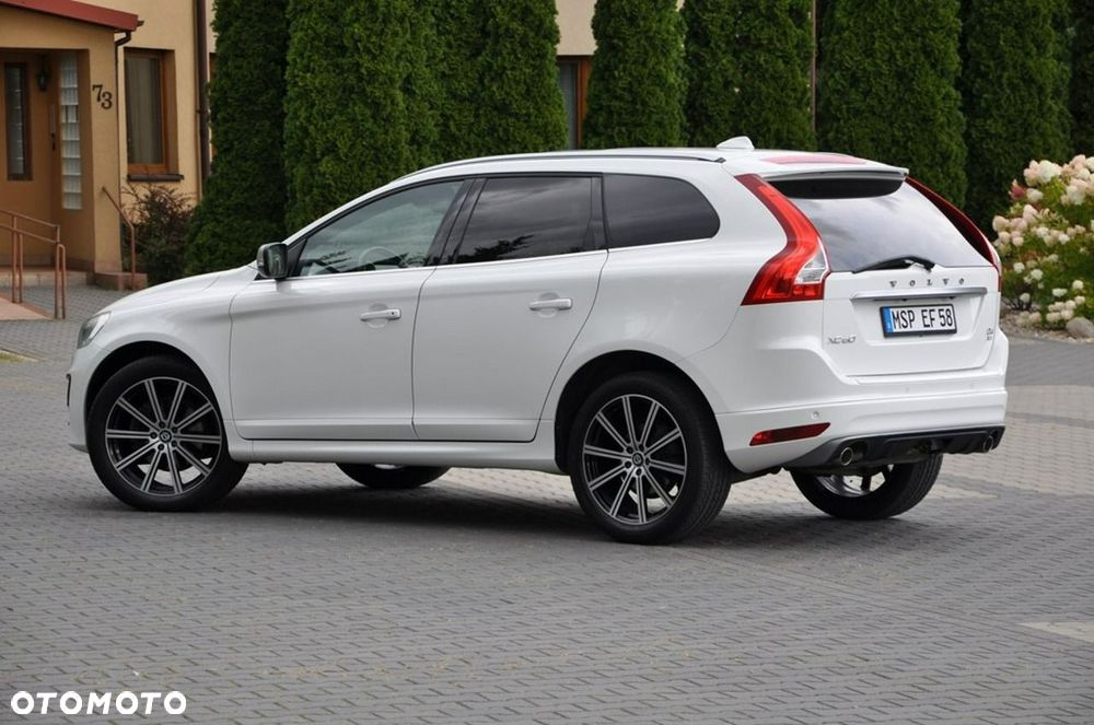 Volvo XC 60 D4 AWD Geartronic Linje Inscription - 17