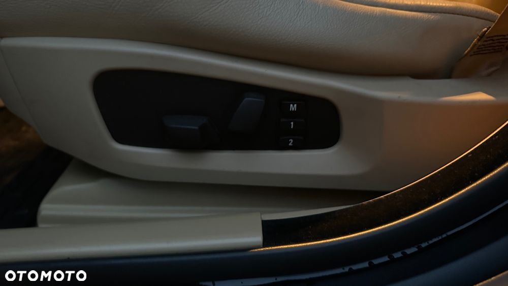 BMW Seria 5 535d Sport-Aut - 32