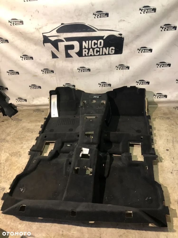 WYKŁADZINA DYWAN WNĘTRZA PRZÓD, TYŁ M-PAKIET BMW X4 F26 8061093