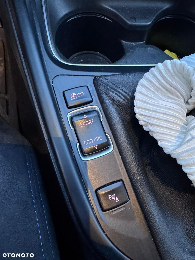 BMW Seria 3 318d - 20