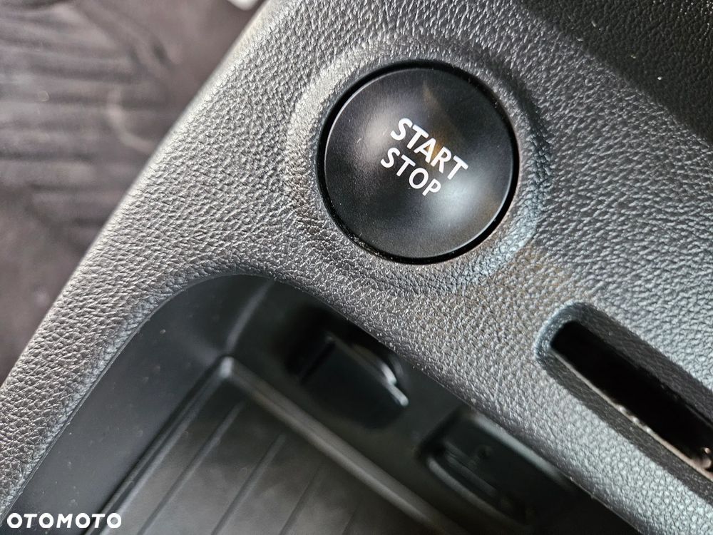 Renault Captur - 13