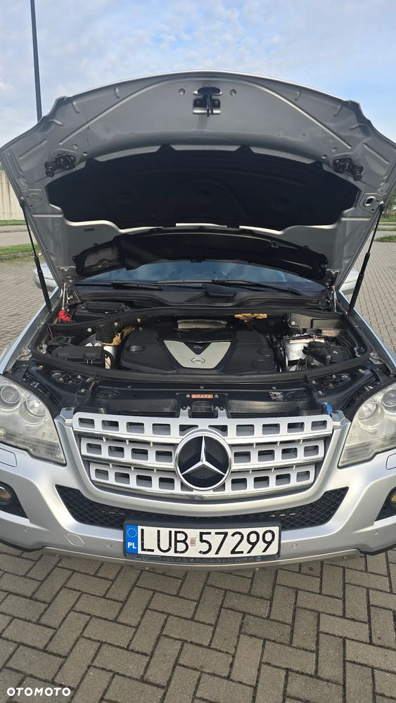 Mercedes-Benz ML - 15