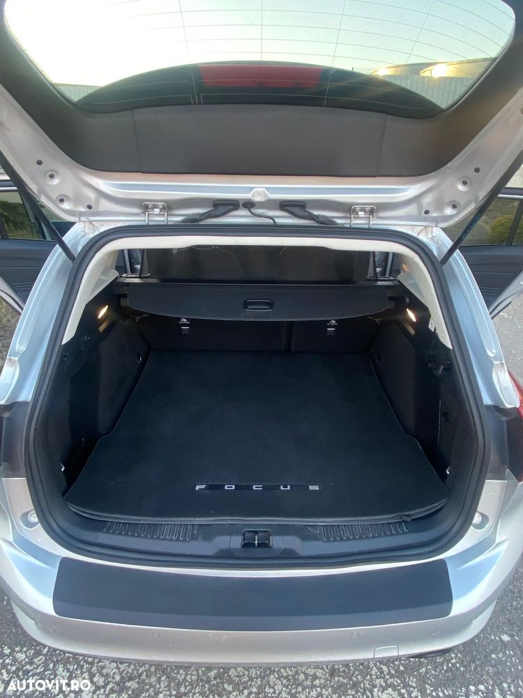 Ford Focus 1.5 EcoBlue Titanium X - 24