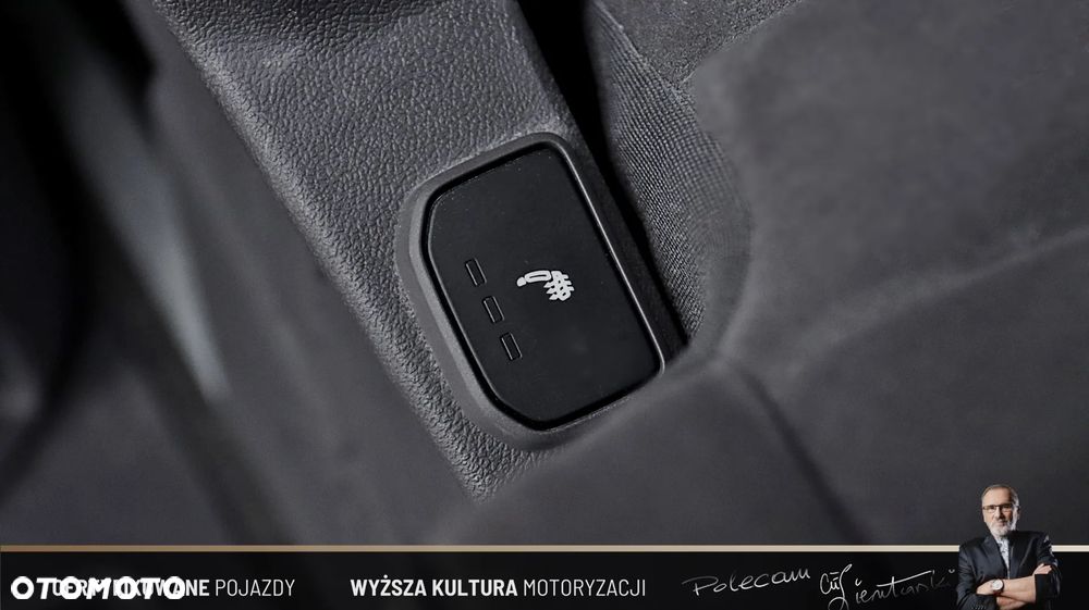 Volkswagen Multivan - 33