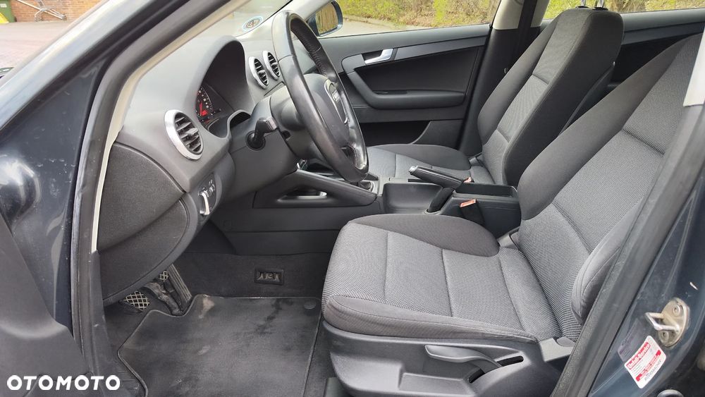 Audi A3 Sportback 1.6 Attraction - 20