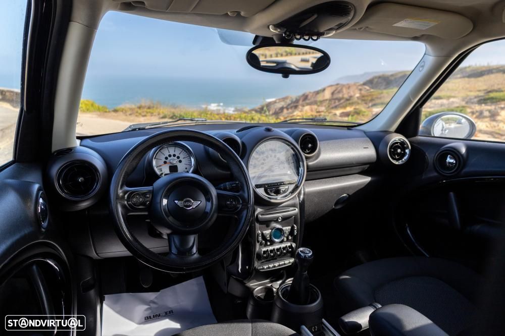 MINI Countryman Cooper D - 11