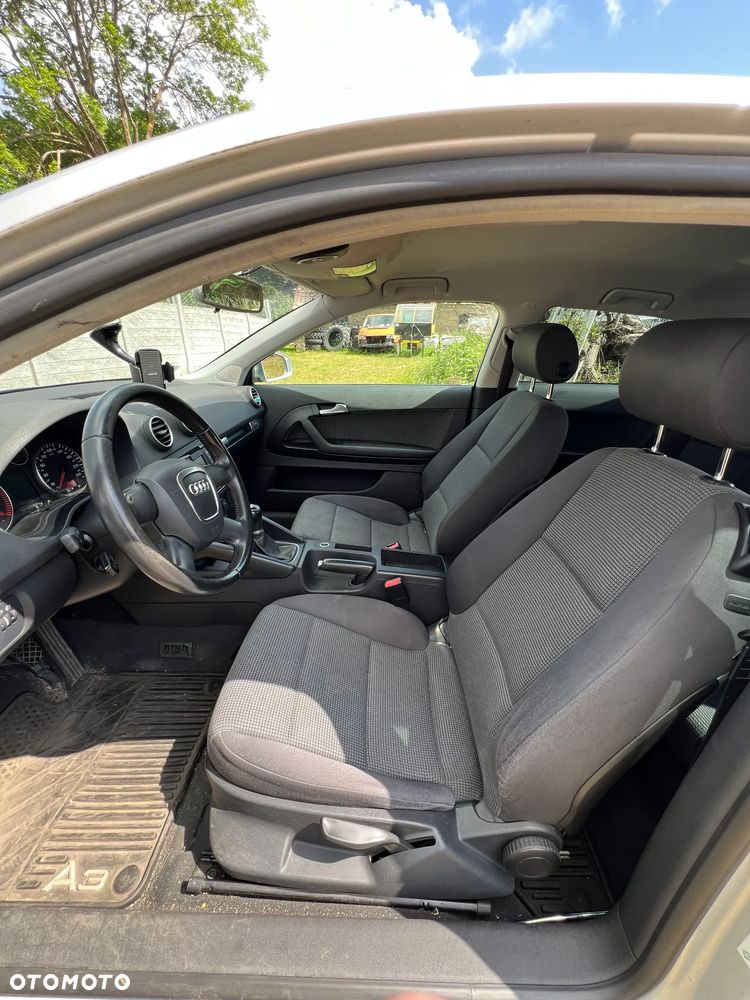 Audi A3 3-drzwiowe 1.9 TDI Ambiente - 12