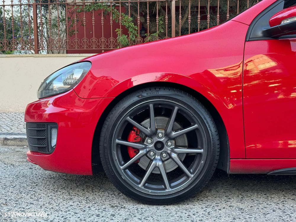 VW Golf 2.0 GTI - 8
