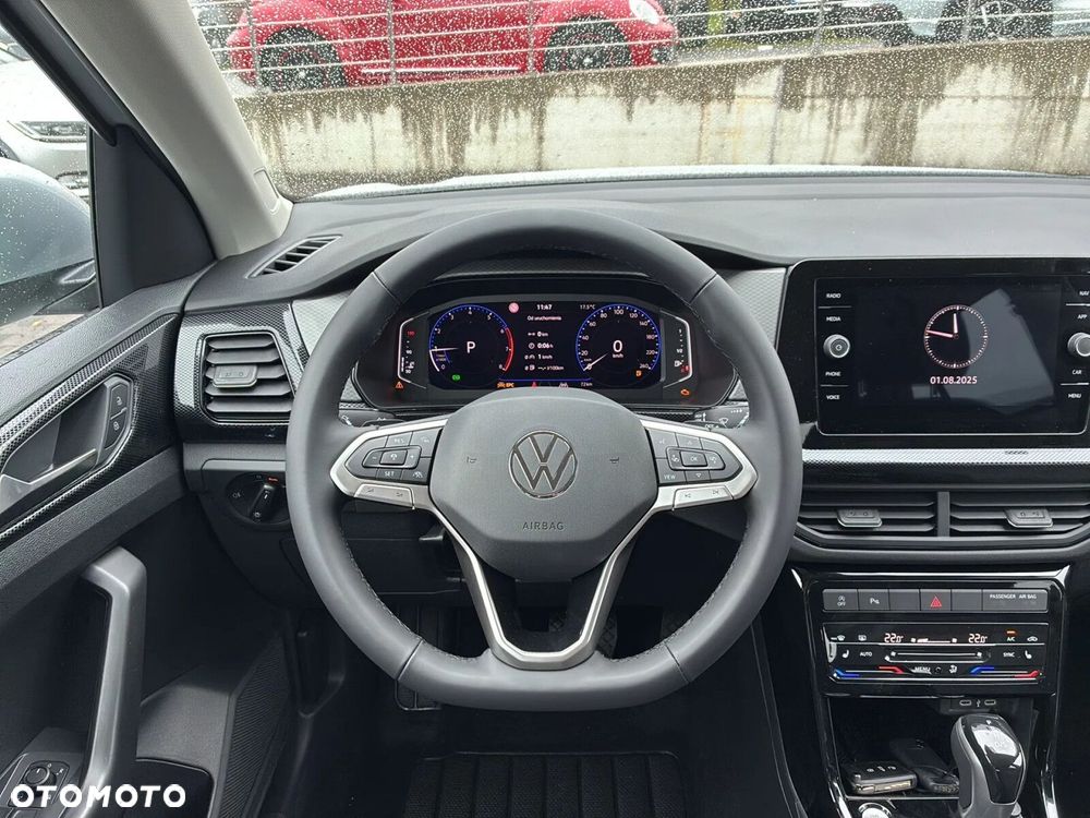 Volkswagen T-Cross - 13