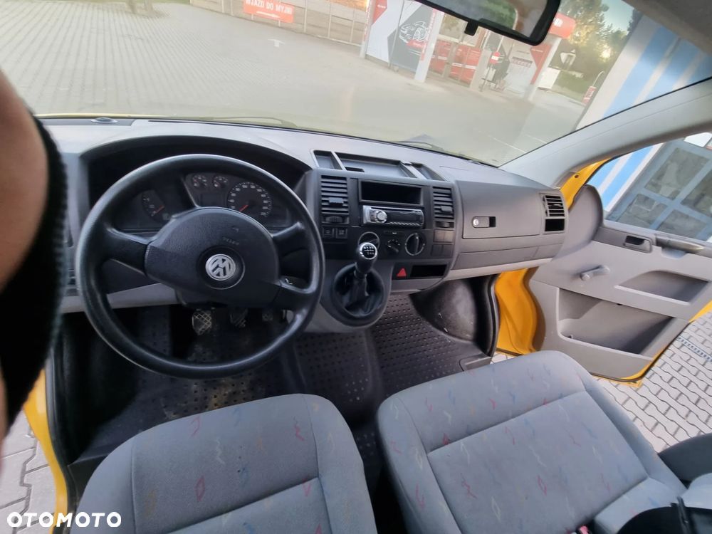 Volkswagen T5 - 29