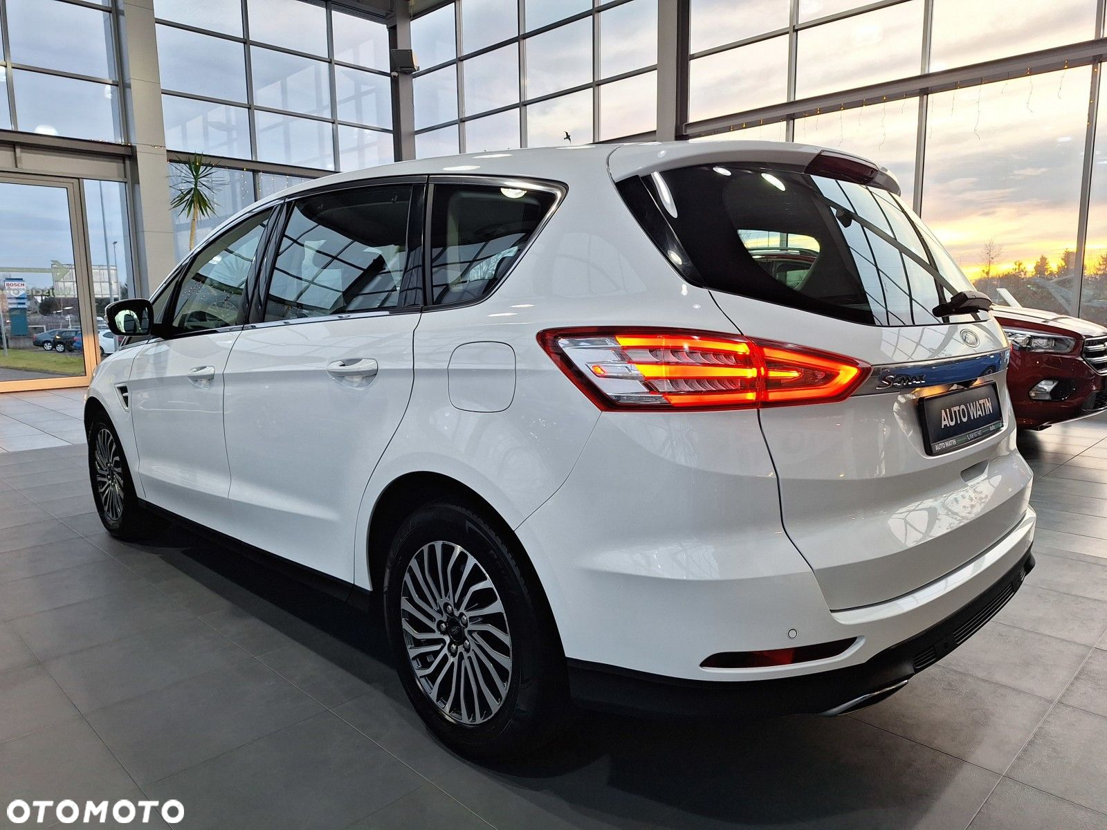 Ford S-Max 2.0 EcoBlue Titanium - 14